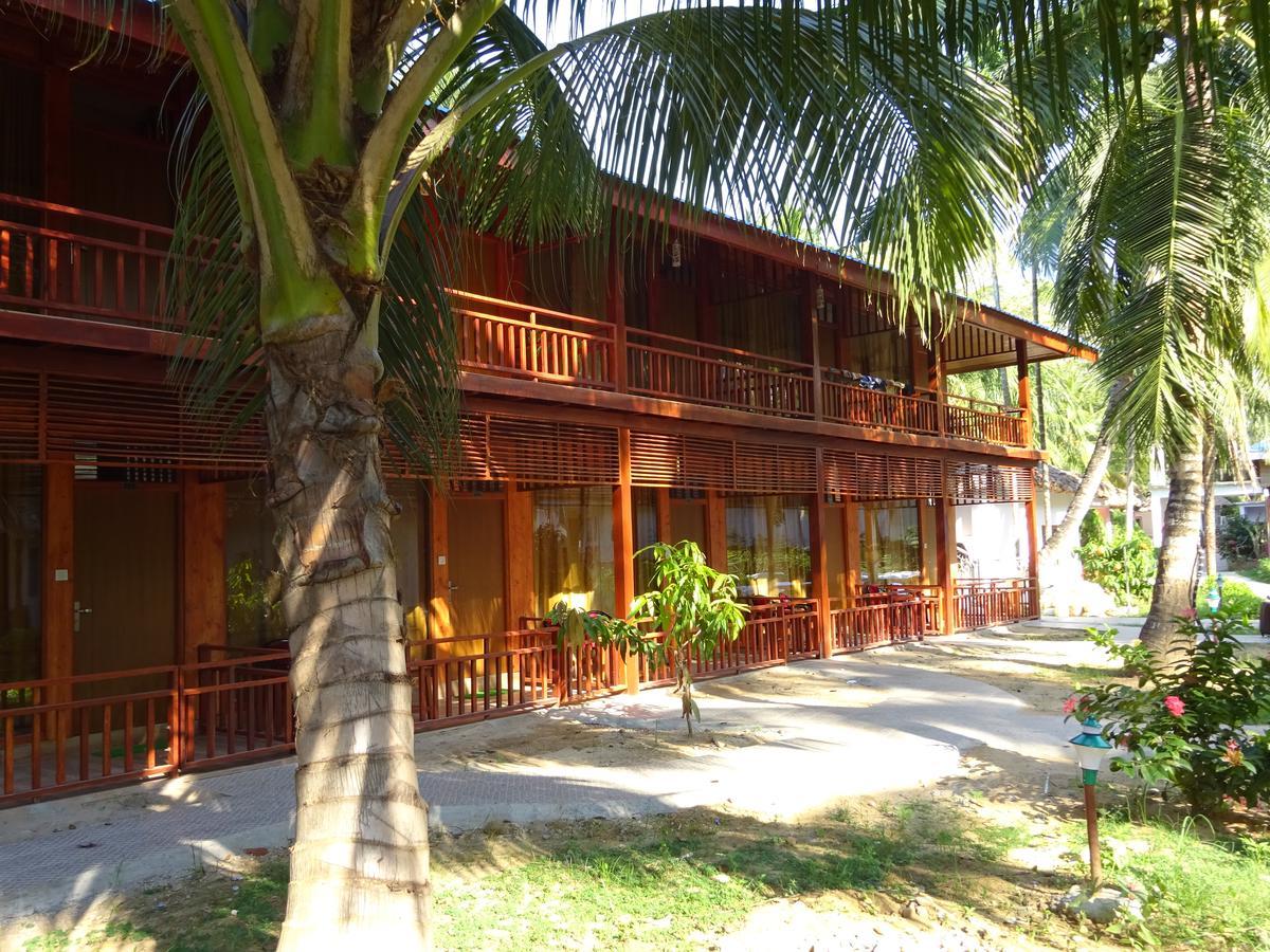 Pearl Park Beach Resort Lakshmanpur Exteriör bild